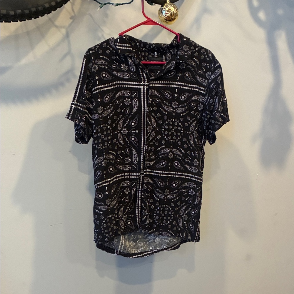 Denim & Flower Black Paisley Casual Button Down Shirt